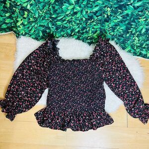 Nasty Gal long sleeve ruffled hem floral plus size top size 20 summer spring